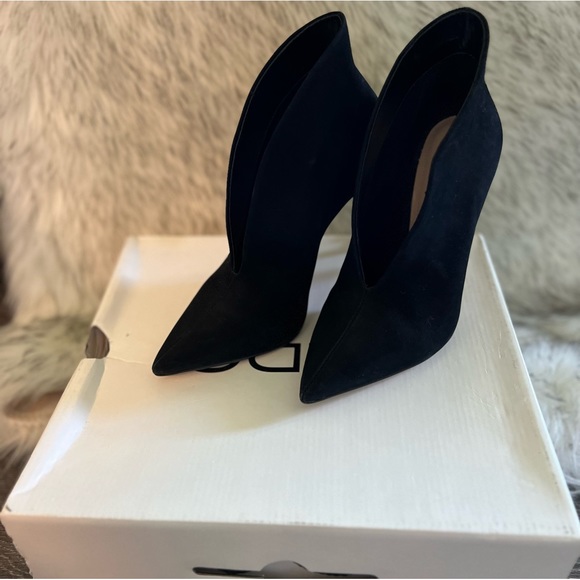 ALDO MELIDITH Stiletto Black Suede Heel Women's Size 5. Retail $ 110 - Picture 2 of 6